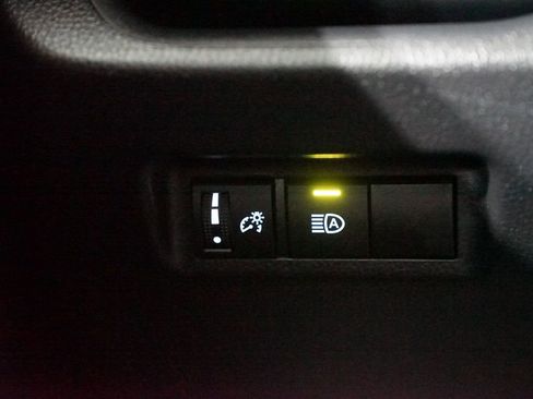 Certified 2025 Toyota RAV4 LE image 23