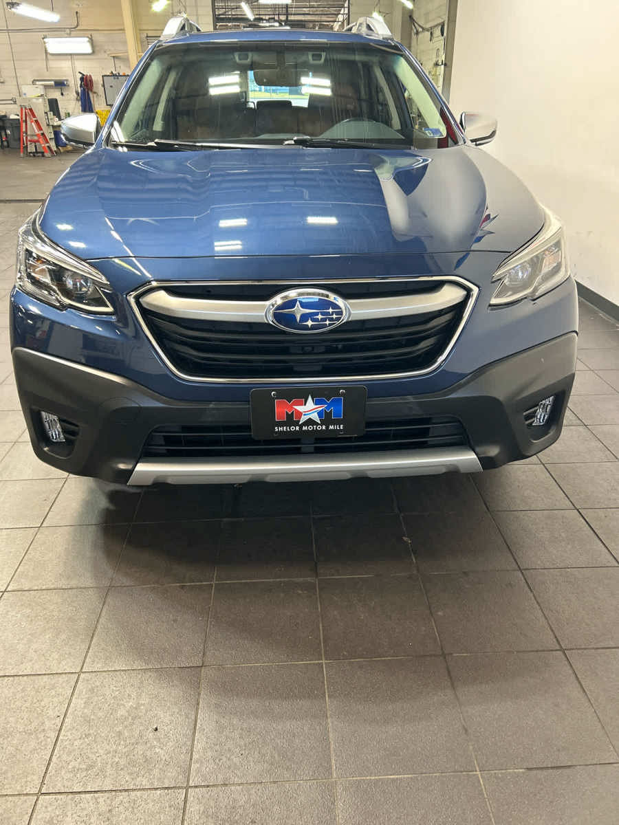 Used 2021 Subaru Outback Touring w/ Popular Package #2 AWD/4WD image 3