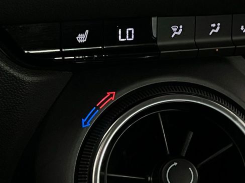 Used 2024 Chevrolet Blazer LT image 15