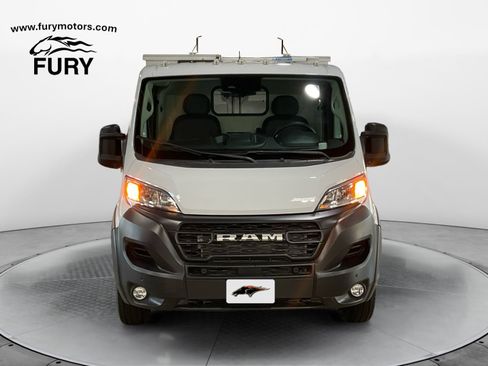 Used 2025 RAM ProMaster 2500 w/ Safety Group FWD image 9