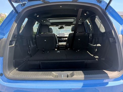 Used 2024 Honda Pilot TrailSport image 5
