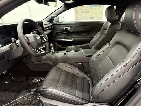 New 2025 Ford Mustang Premium image 11