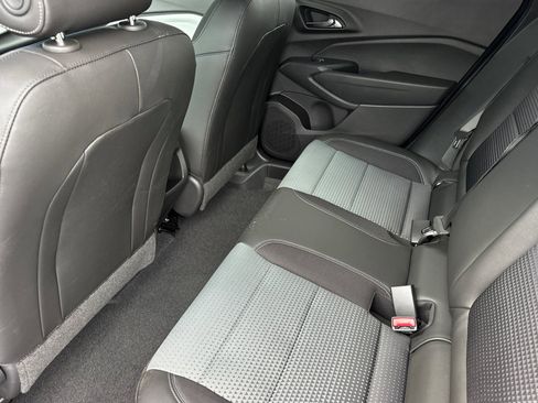 New 2026 Chevrolet Trax LT image 12