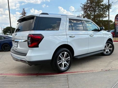 Used 2024 Ford Expedition Limited AWD/4WD image 6