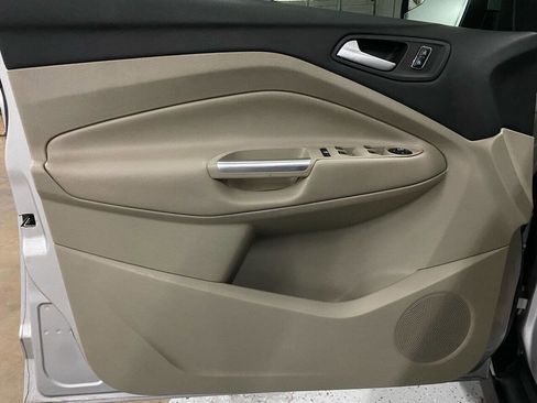 Used 2013 Ford C-MAX SE image 23