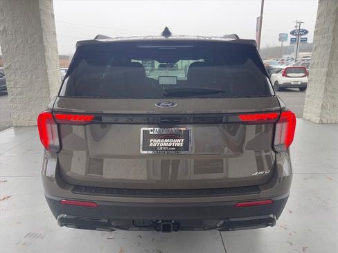 New 2026 Ford Explorer ST-Line image 25