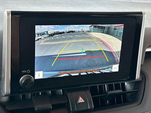 Certified 2025 Toyota RAV4 XLE AWD/4WD image 21