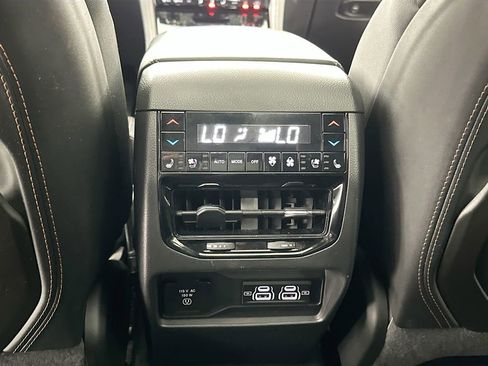 Used 2024 Jeep Grand Cherokee Summit AWD/4WD image 26