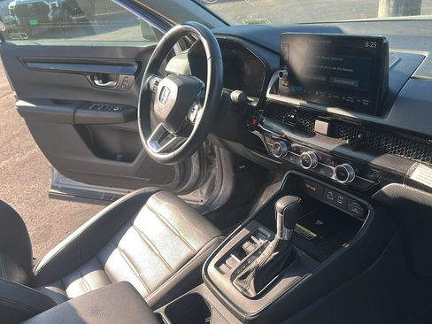 Used 2025 Honda CR-V EX-L image 8