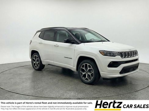 Used 2025 Jeep Compass Limited AWD/4WD image 1