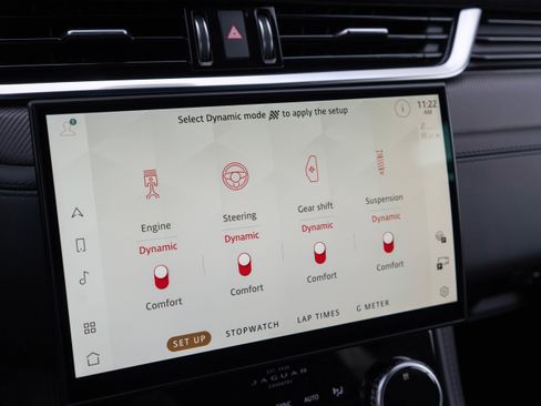 Used 2022 Jaguar F-PACE SVR image 21