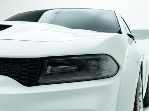 Used 2021 Dodge Charger SRT Hellcat image 11