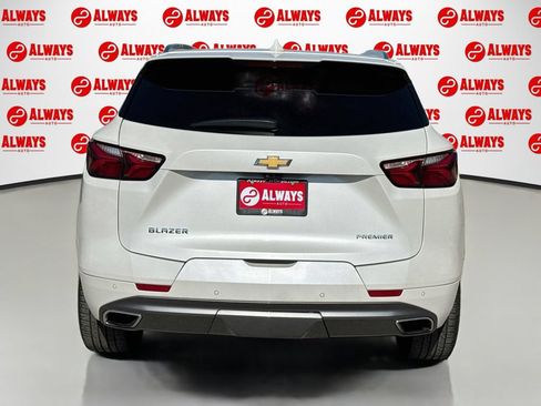 Used 2020 Chevrolet Blazer Premier w/ Driver Confidence II Package FWD image 5