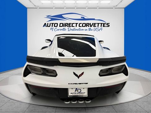 Used 2017 Chevrolet Corvette Z06 w/ Z07 Performance Package RWD image 11