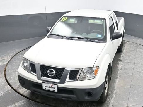 Used 2019 Nissan Frontier S image 18
