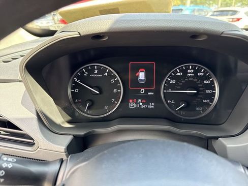 Certified 2024 Subaru Crosstrek 2.0i Premium AWD/4WD image 15