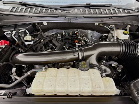 Used 2025 Ford Expedition Max Active image 32