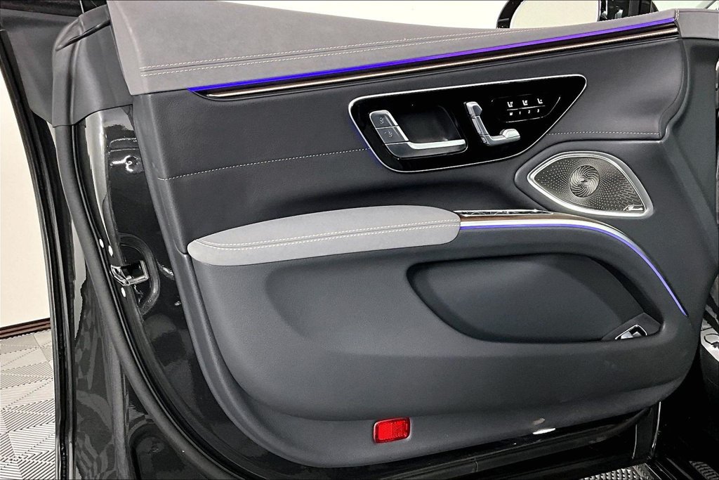 Certified 2024 Mercedes-Benz EQS 450+ 4MATIC Sedan image 16