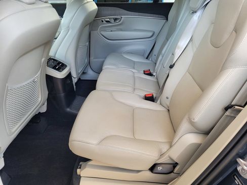 Used 2023 Volvo XC90 T8 Plus AWD/4WD image 11