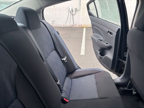Used 2025 Nissan Versa SV FWD image 35