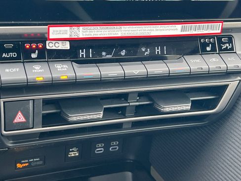 New 2026 Toyota Camry Hybrid w/ Multimedia Upgrade Package image 16