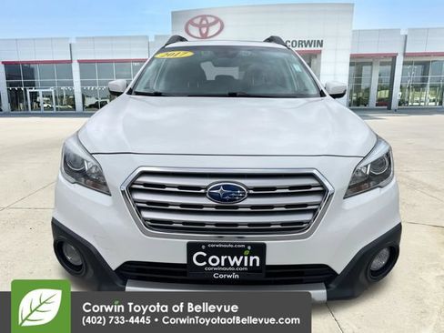 Used 2017 Subaru Outback 2.5i Limited AWD/4WD image 8