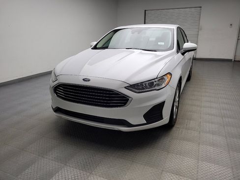 Used 2020 Ford Fusion SE w/ Fleet SE Value Package image 15