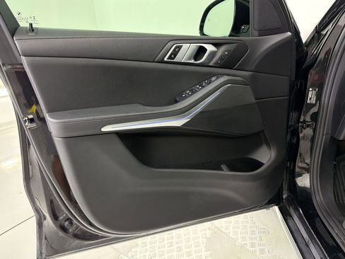 Used 2019 BMW X5 xDrive40i w/ Convenience Package AWD/4WD image 24