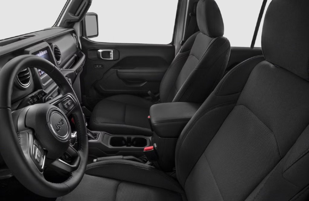 Used 2023 Jeep Wrangler Sport AWD/4WD image 5