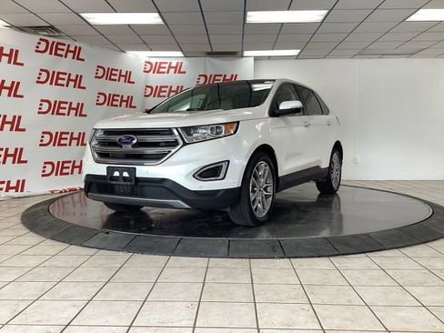 Used 2018 Ford Edge Titanium w/ Equipment Group 302A AWD/4WD image 3