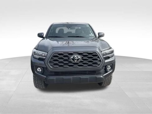 Used 2021 Toyota Tacoma TRD Off-Road image 5