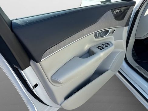 Certified 2023 Volvo XC90 B6 Ultimate w/ Protection Package AWD/4WD image 19