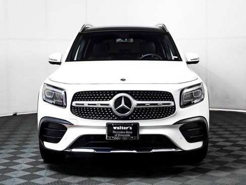 Certified 2022 Mercedes-Benz GLB 250 4MATIC w/ AMG Line image 13