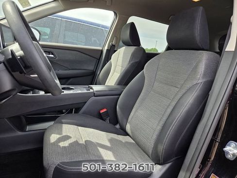 Used 2023 Nissan Rogue SV FWD image 7