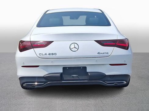 Used 2025 Mercedes-Benz CLA 250 4MATIC image 5