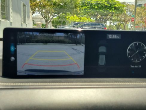 Used 2024 Genesis GV80 2.5T AWD/4WD image 27