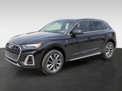Used 2024 Audi Q5 2.0T Premium w/ Convenience Package AWD/4WD image 4