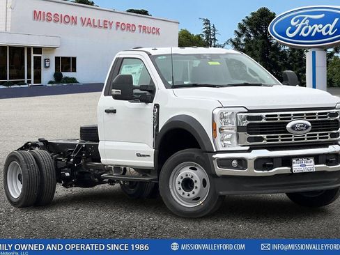 New 2026 Ford F550 2WD Regular Cab Super Duty image 1