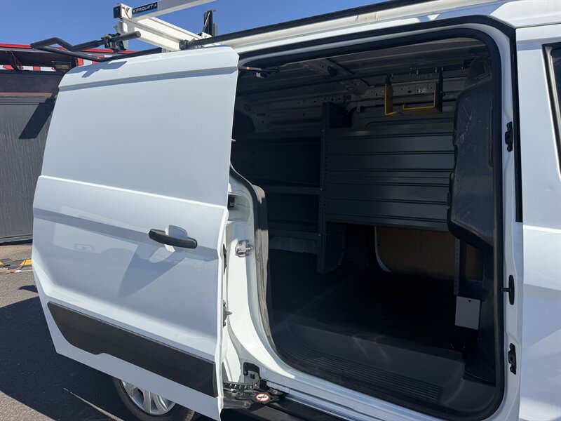 Used 2023 Ford Transit Connect XLT FWD image 9