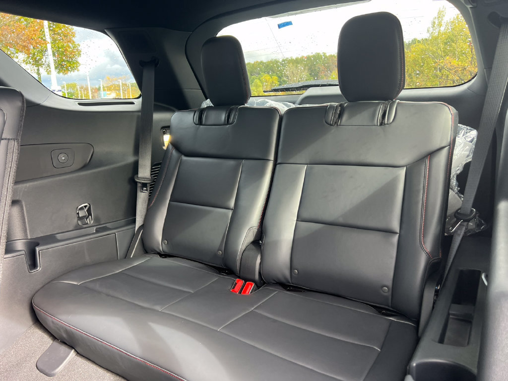 Used 2027 Ford Explorer ST-Line w/ Premium Package AWD/4WD image 7
