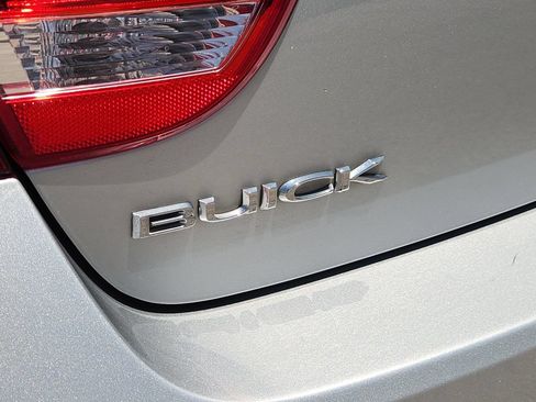Used 2012 Buick Verano Convenience FWD image 9