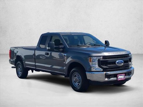 Used 2022 Ford F350 XL w/ Power Equipment Group RWD image 3