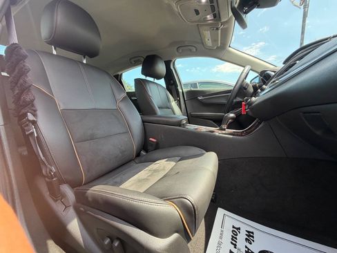 Used 2014 Chevrolet Impala LT w/ Premium Seating Package FWD image 22