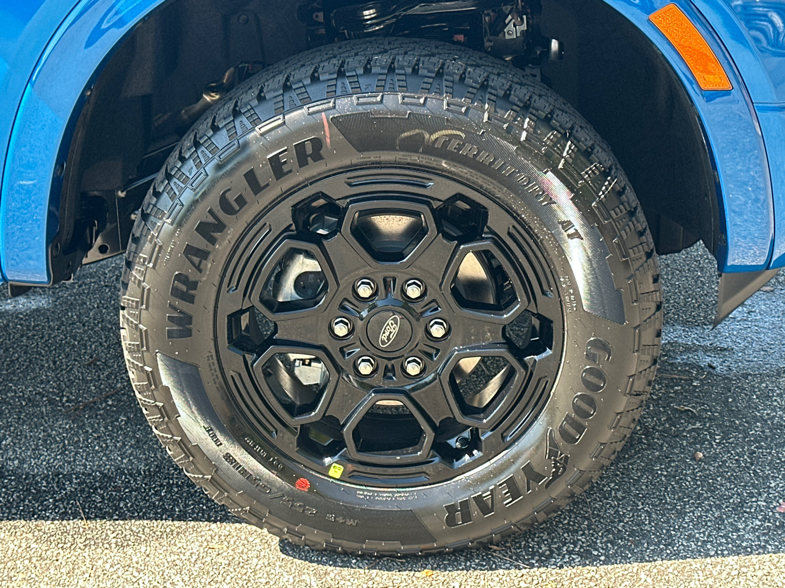 New 2026 Ford Ranger XLT w/ Black Appearance Package RWD image 13