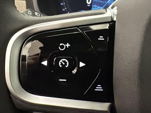 New 2026 Volvo XC90 T8 Plus w/ Protection Package Premier image 13