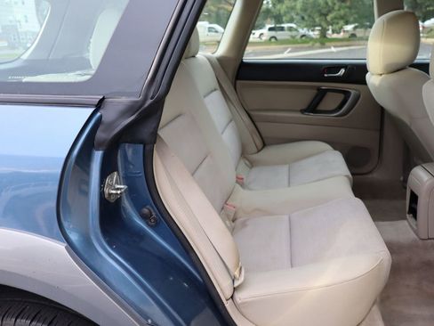 Used 2007 Subaru Outback 2.5i image 21