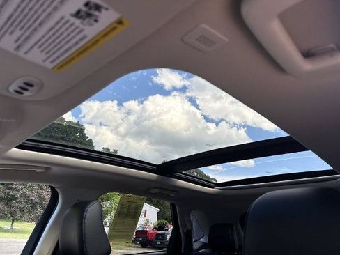 Certified 2023 Ford Edge SEL w/ Convenience Package AWD/4WD image 21