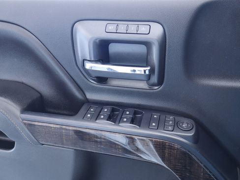 Used 2015 GMC Sierra 3500 Denali w/ Duramax Plus Package image 29