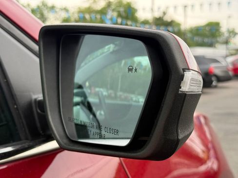 Used 2019 Chevrolet Equinox LT FWD image 17