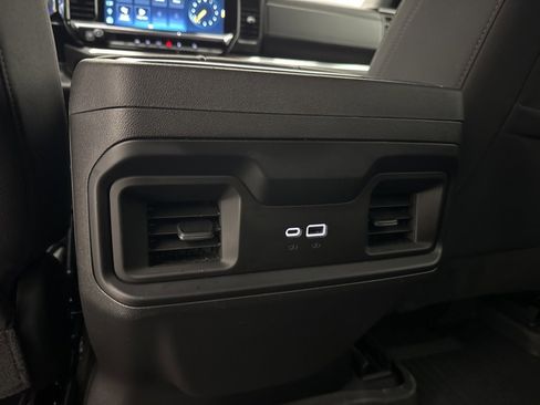 Used 2023 Chevrolet Silverado 1500 LT Trail Boss w/ Protection Package image 39